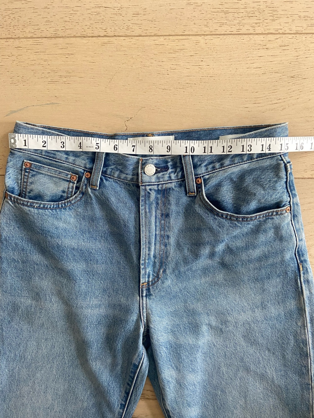 Aritzia DENIM FORUM 90s Marlo Hi-Rise Baggy Jeans 28 Faded Wash 29 1/4” Inseam - Picture 7 of 10